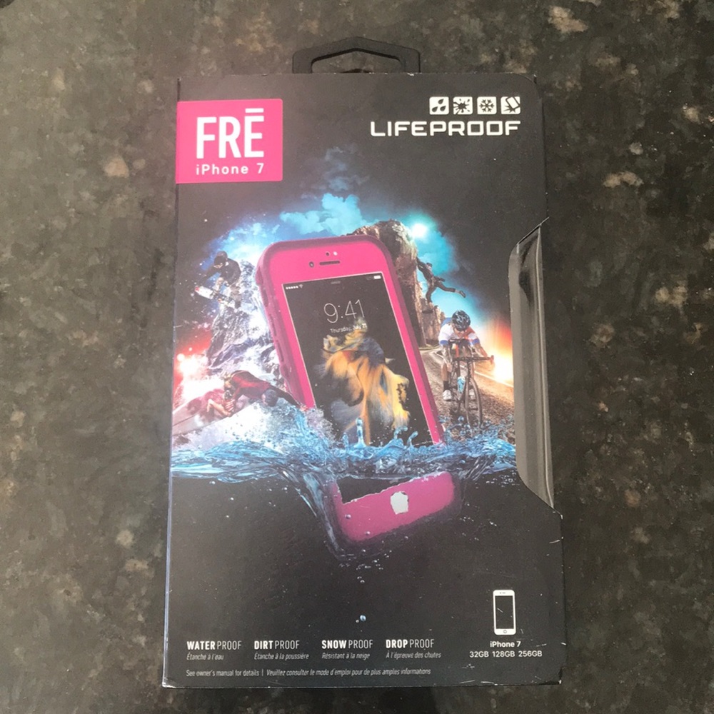 iPhone 7 life proof case